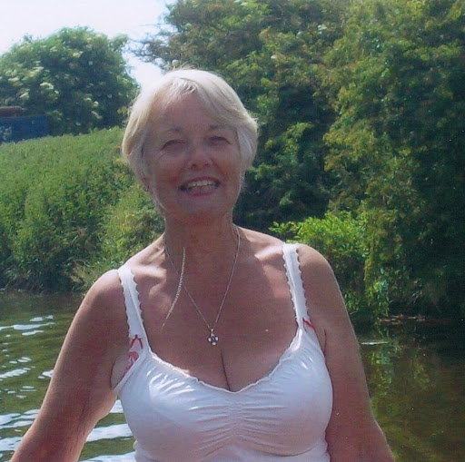 Brenda Booth Photo 11