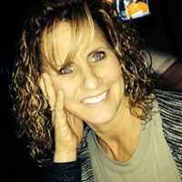 Michele Gilbert Photo 30