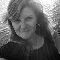 Lisa Wiggins Photo 31