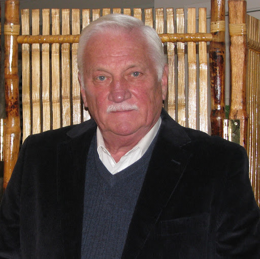 Bill Elkins Photo 41