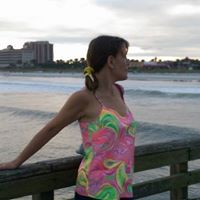 Julie Beard Photo 9