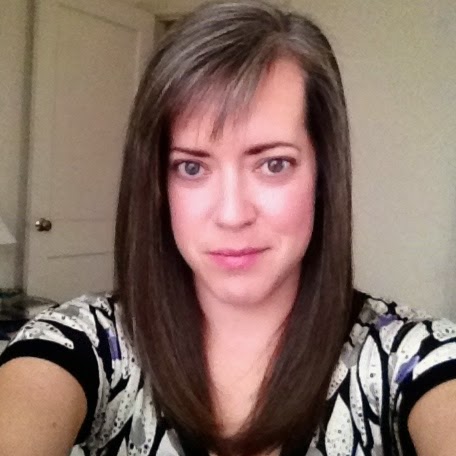 Laura Travis Photo 38