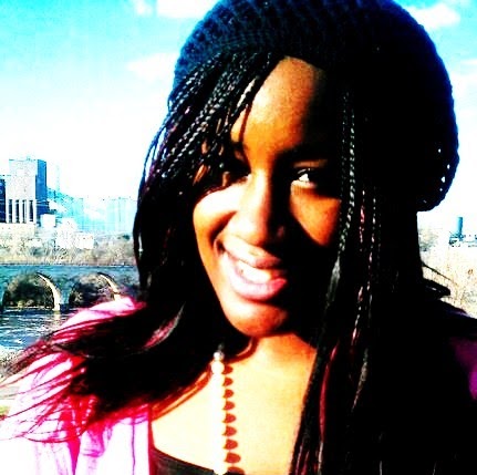 Christina Walker Photo 16