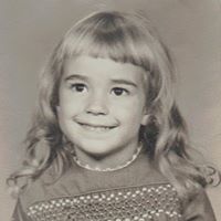 Susanne Short Photo 7