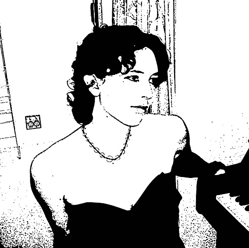 Rebecca Pyne Photo 12
