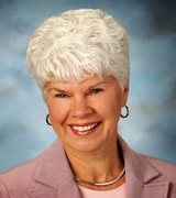 Linda Henry Photo 5