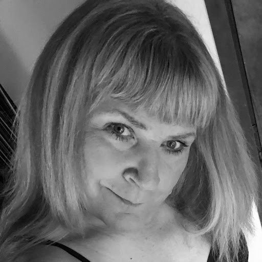 Dana Fox Photo 25