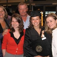 Julie Gustafson Photo 27