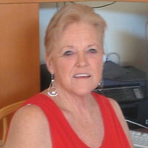 Bonnie Green Photo 28