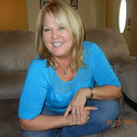 Karen Lyon Photo 33