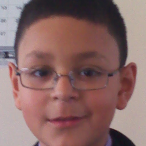 Erik Robles Photo 36