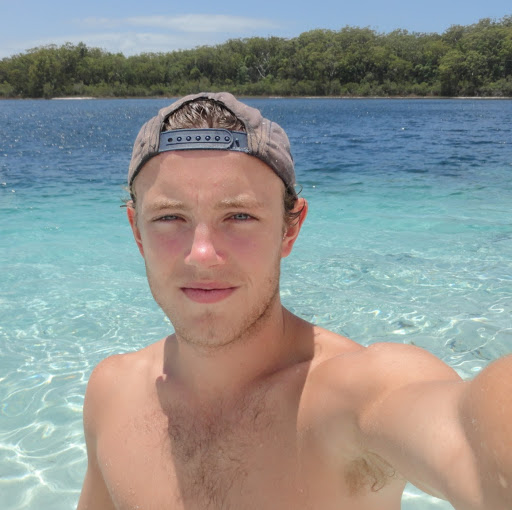 Jeremy Hay Photo 32
