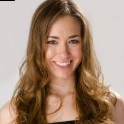April Sanders Photo 18