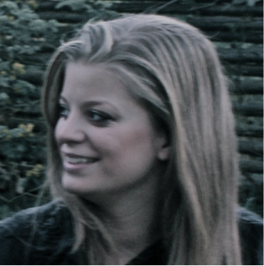 Julie Mohr Photo 10