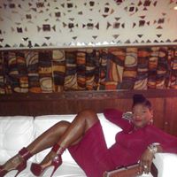Tanya Thomas Photo 32