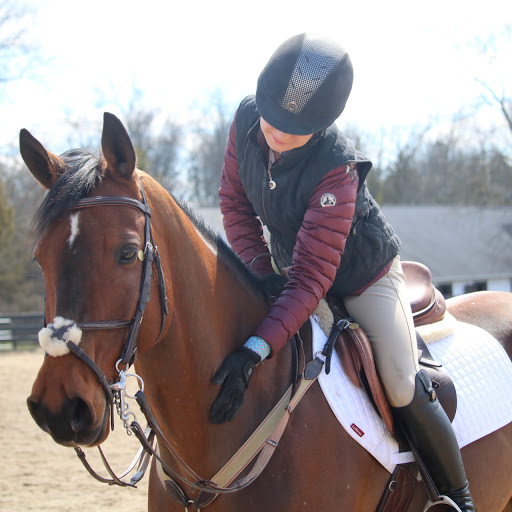 Caroline Clark Photo 28