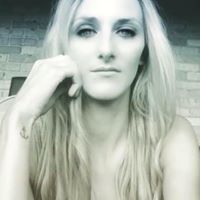 Danielle Booth Photo 35