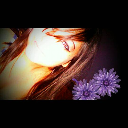 Julia Estrada Photo 21