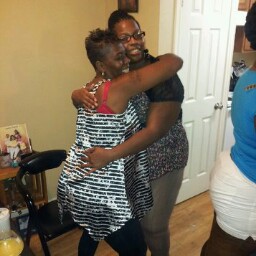 Renee Miles Photo 30