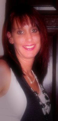 Lisa Betts Photo 40