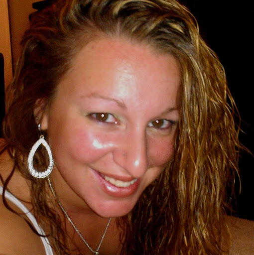 Rebekah Brown Photo 6