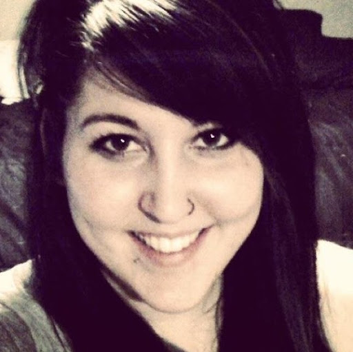 Heather Robertson Photo 31