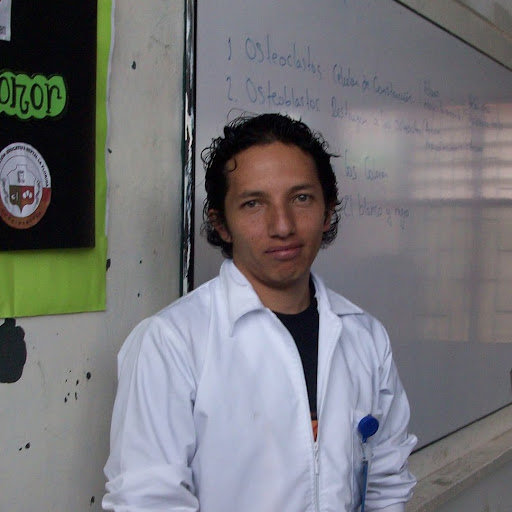 Alejandro Torres Photo 45