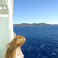 Elizabeth Carrier Photo 11