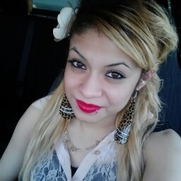 Cynthia Betancourt Photo 26