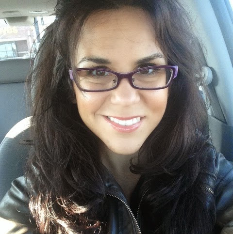 Victoria Lopez Photo 4