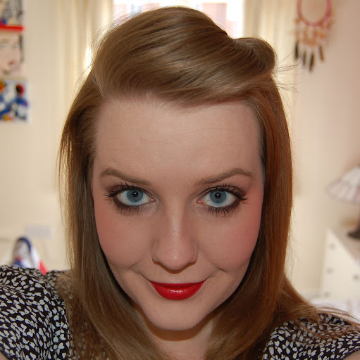 Laura Tate Photo 18