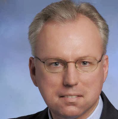 Robert Lung Photo 22