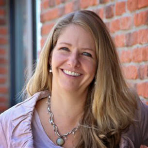 Allison Watts Photo 38