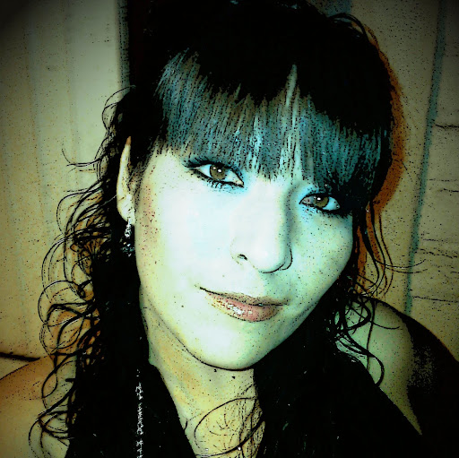 Edith Ruiz Photo 22