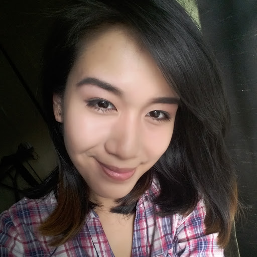 Christine Tan Photo 14