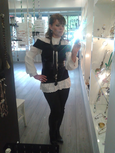 Aida Valencia Photo 8