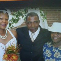 Deloris Warren Photo 12