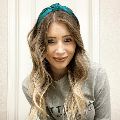 Victoria Taylor Photo 7