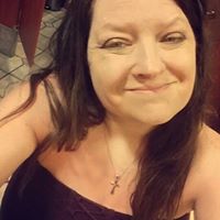 Lisa Doss Photo 17