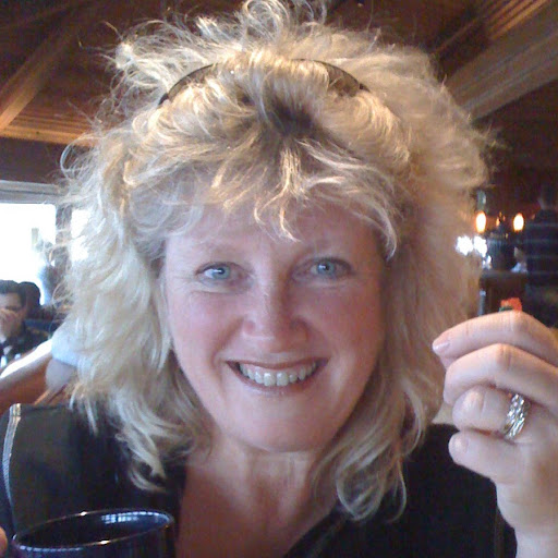 Sandra Moody Photo 36