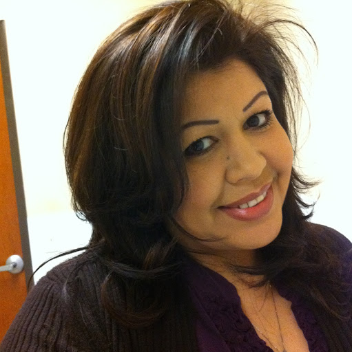Debbie Salinas Photo 31