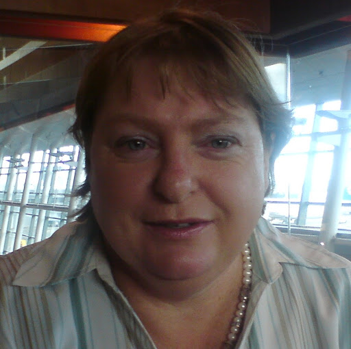 Angela Clayton Photo 30