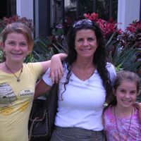 Becky Schuster Photo 18