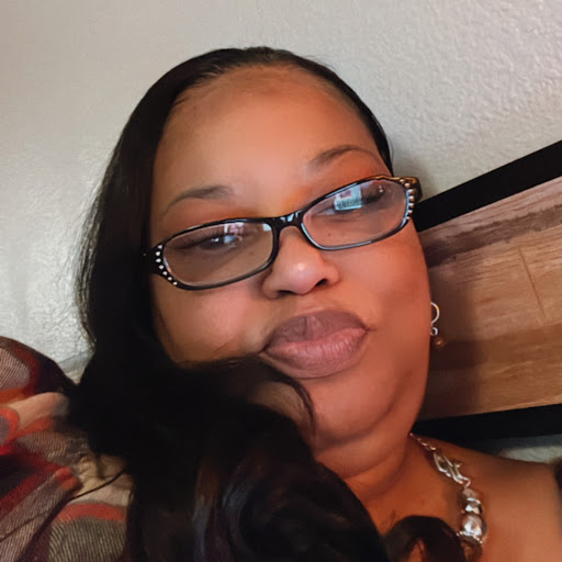 Stephanie Bonner Photo 40