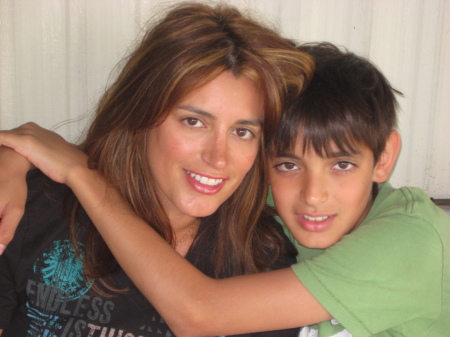 Alison Rodriguez Photo 31
