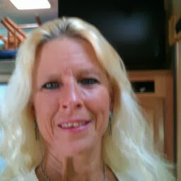 Amy Thill Photo 7