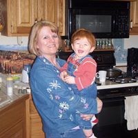 Tricia Arnold Photo 15
