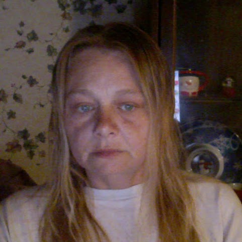 Julie Travis Photo 29