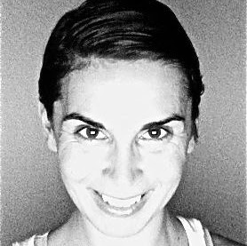 Jessica Betts Photo 29