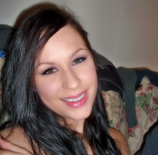 Kristin Thompson Photo 46
